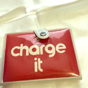 K• 1/2off3+ ⬜️ Vintage 1980s vinyl wallet Ch…